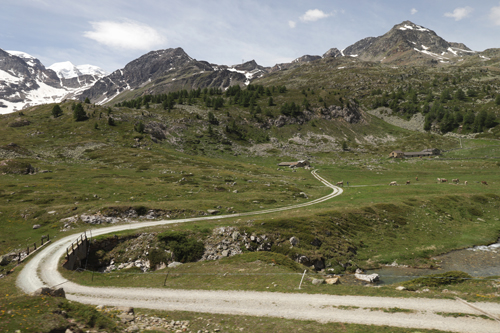 Jízda panoramatickým vlakem Bernina na trase Rhätusche Bahn nabízela nádherné pohledy