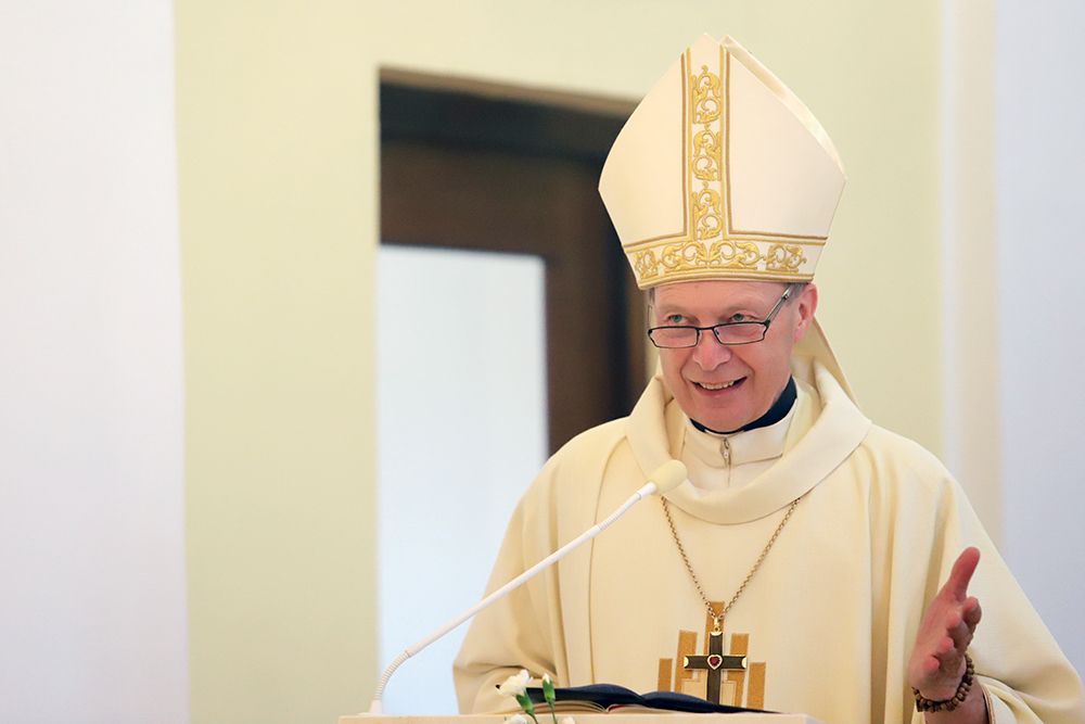 Mši svaté předsedal olomoucký biskup Antonín Basler.