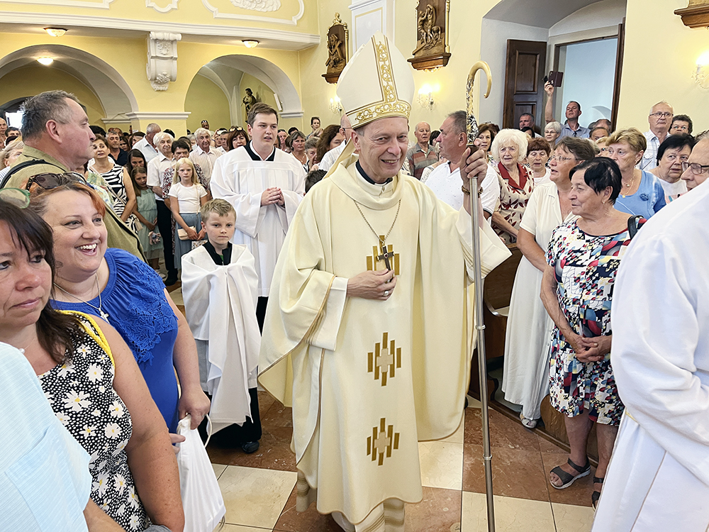 Mši svaté předsedal olomoucký biskup Antonín Basler.