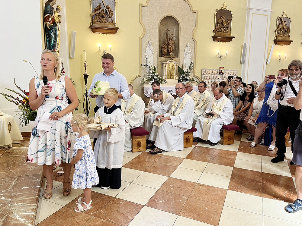 Gratulace od blatnických farníků.