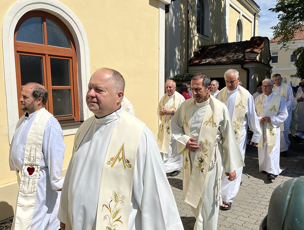 Závěrečný liturgický průvod.