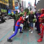 Na Times Square bylo možné potkat nejrůznější osobnosti a postavičky